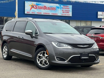 Used 2017 Chrysler Pacifica NAV LEATHER SUNROOF LOADED! WE FINANCE ALL CREDIT for Sale in London, Ontario