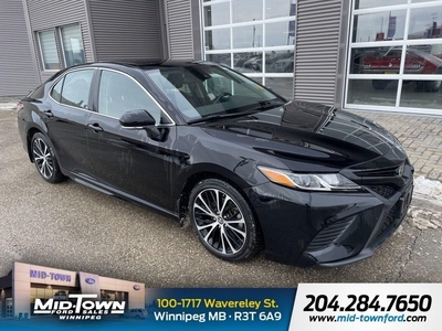 Used 2019 Toyota Camry SE Auto Cruise Control Bluetooth for Sale in Winnipeg, Manitoba