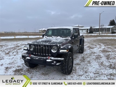 Used Jeep Gladiator 2020 for sale in Claresholm, Alberta