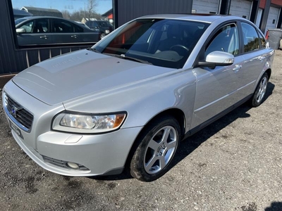Used Volvo S40 2010 for sale in Trois-Rivieres, Quebec