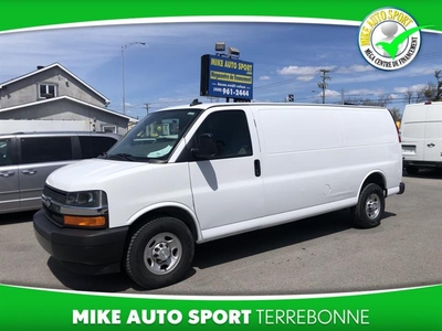 Used Chevrolet Express 2018 for sale in Terrebonne, Quebec