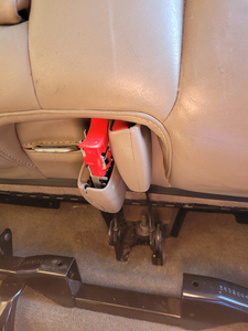 2005 silverado seatbelt