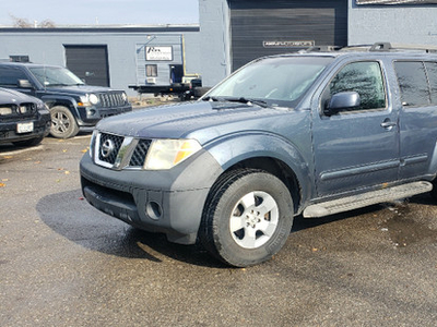 2006 Nissan Pathfinder LE 4WD | Leather | Power Seats