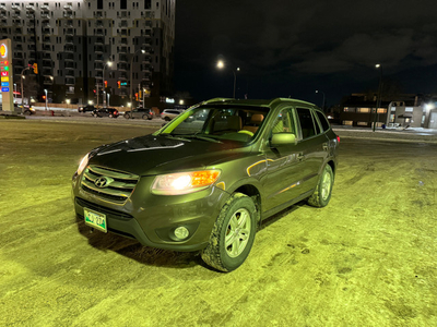 2012 HYUNDAI SANTA FE GLS