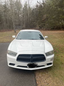 ** ***2013 Dodge Charger 5.7l V8 ***** AS IS *****