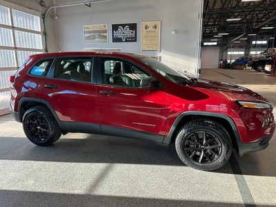 2016 Jeep Cherokee 4WD 4dr Sport