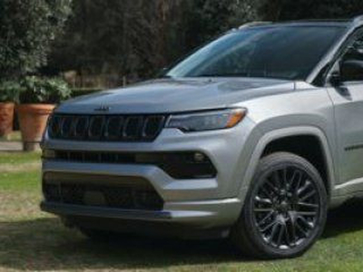 2024 Jeep Compass Altitude