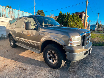 FORD EXCURSION Limited 2004