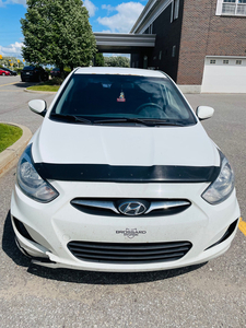 Hyundai accent 2012 year for sale!