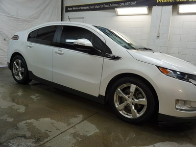 Used 2015 Chevrolet Volt PREMIUM *1 OWNER*ACCIDENT FREE* CERTIFIED CAMERA BLUETOOTH LEATHER HEATED SEATS CRUISE ALLOYS for Sale in Milton, Ontario