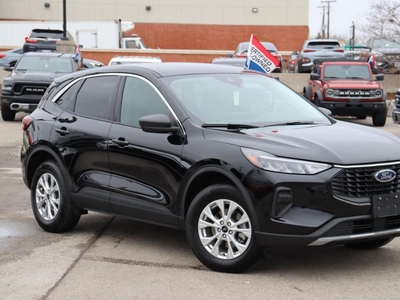 Used 2023 Ford Escape Active BLIS & Lane Keep Assist for Sale in Hamilton, Ontario