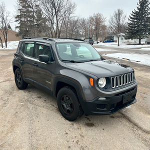 2016 Jeep Renegade Sport 4WD BRAND NEW TIRES!!!