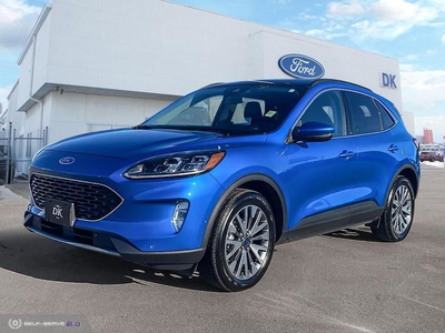 2020 Ford Escape Titanium w/Leather, Moonroof, Nav, Low KM's!