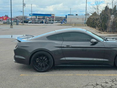 Ford Mustang V6 2017
