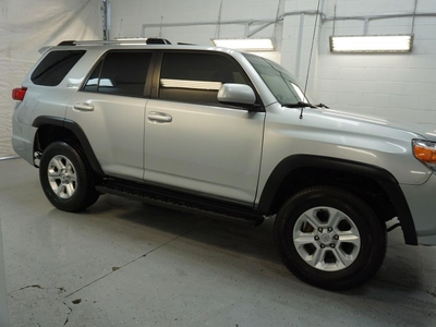 Used 2013 Toyota 4Runner SR5 4WD CERTIFIED NAVI CAMERA SUNROOF HEATED LEATHER PARKING SENSORS BLUETOOTH for Sale in Milton, Ontario