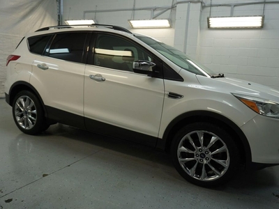 Used 2014 Ford Escape SE 2.0 ECO 4WD CERTIFIED NAVI CAMERA HEATED LEATHER PANO ROOF BLUETOOTH CHROME for Sale in Milton, Ontario