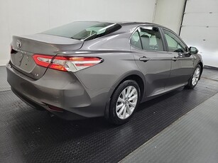 Used 2018 Toyota Camry LE / Lane Departure / Forward Safety / PWR Seat for Sale in Mississauga, Ontario
