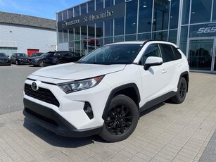 Used Toyota RAV4 2019 for sale in Saint-Hyacinthe, Quebec