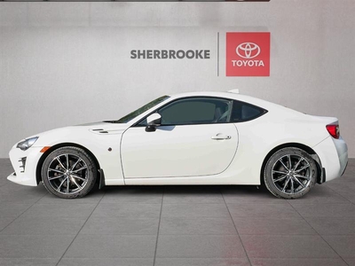 Used Toyota 86 2017 for sale in Sherbrooke, Quebec