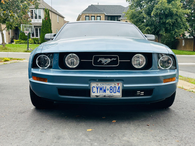 2005 Ford Mustang /All Original /CARFAX AVAILABLE