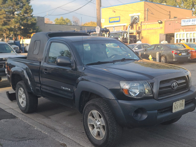 2007 Toyota Tacoma 4 WD 4 cylinder 5 speed 6 foot box