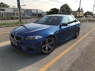 2012 BMW M5 1 OWNER CARFAX VERIFIED NO ACCIDENTS