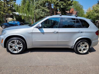 2013 BMW x5 50i m package 7 seater