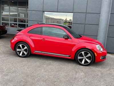 2013 Volkswagen Beetle TURBO|NAVI|PANOROOF|LEATHER|18in ALLOYS