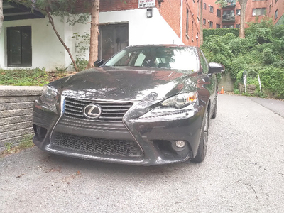 2015 Lexus IS250 AWD, 89000 km, winter package included