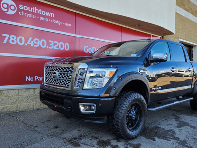 2017 Nissan Titan PLATINUM RESERVE IN BLACK EQUIPPED WITH A 5.6L