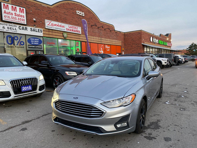 2020 Ford Fusion SE FWD WITH APPLE CAR PLAY