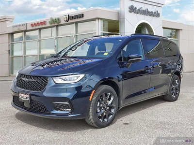 2023 Chrysler Pacifica Touring L AWD - Demo Clearance Special!