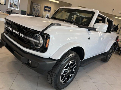 2023 Ford Bronco OUTER BANKS - SOFT TOP