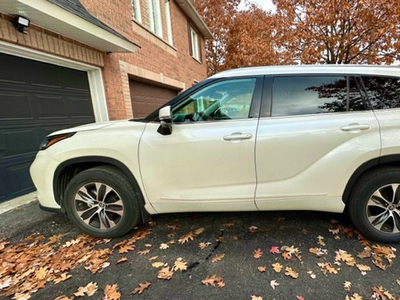 Well-Maintained 2020 Toyota Highlander XLE - Excellent Condition