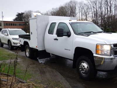 Used 2012 Chevrolet Silverado 3500HD Flat Deck Truck 4WD for Sale in Burnaby, British Columbia