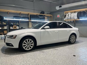 Used 2013 Audi A4 2.0T Quattro Tiptronic * Sunroof * Leather * Michelin Tires * Dual Exhaust * Keyless Entry * Audio Infotainment System * Power Windows/Side View Mirro for Sale in Cambridge, Ontario