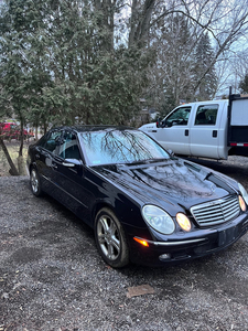 2005 Mercedes e500