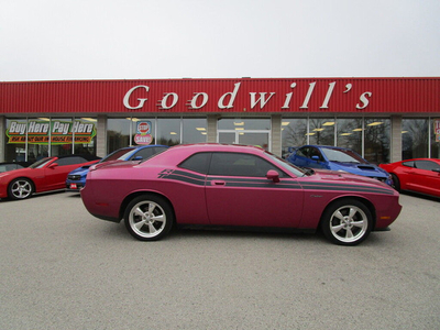 2010 Dodge Challenger R/T, 5.7L, AUTOMATIC, HEATED SEATS, SUNRO