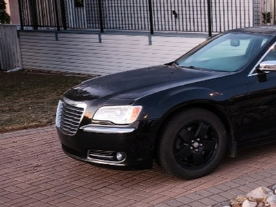 2012 Chrysler 300 AWD Limited