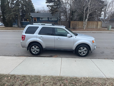 2012 Ford Escape Limited V6 4 WD