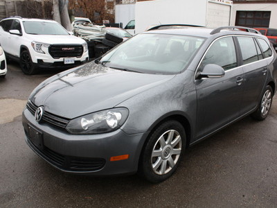 2013 Volkswagen Golf wagon 121km only, drives like new! 1 family