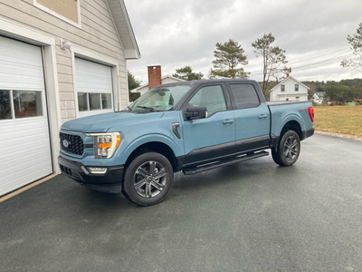 2023 Ford F-150 XLT Sport 4X4, Supercrew , Heritage Edition