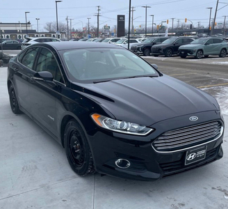 Ford Fusion HYBRID (ONLY 60,068 KM)