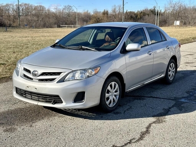 Used 2013 Toyota Corolla 4DR SDN NO ACCIDENTS BLUETOOTH KEYLESS ENTRY AC for Sale in Pickering, Ontario