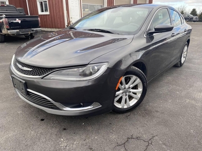 Used 2015 Chrysler 200 Limited V-6! for Sale in Dunnville, Ontario