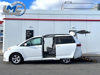 Used 2019 Toyota Sienna LE-MOBILITY WHEELCHAIR ACCESSIBLE VAN-CERTIFIED for Sale in Toronto, Ontario