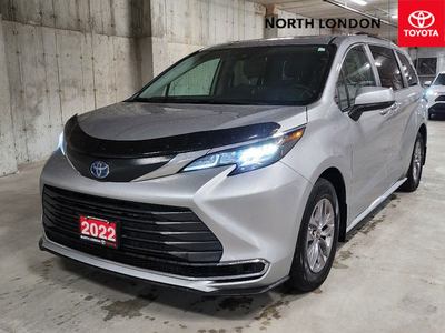2022 Toyota Sienna XLE 8-Passenger WHY WAIT 3 YEARS FOR NEW S...
