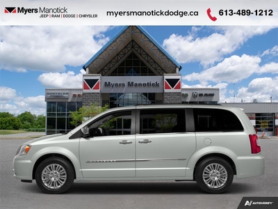 Used 2015 Chrysler Town & Country Touring-L w/Trailer Tow! Dual DVD Video for Sale in Ottawa, Ontario