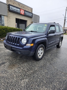Used 2015 Jeep Patriot FWD 4dr Sport Clean CarFax Financing Trades OK! for Sale in Rockwood, Ontario