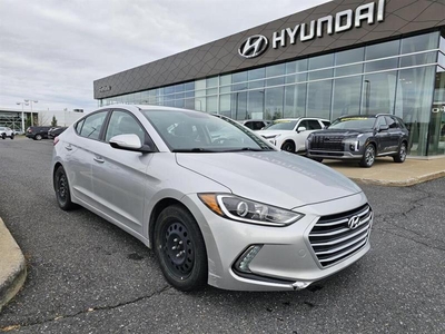 Used Hyundai Elantra 2017 for sale in Sainte-Julie, Quebec